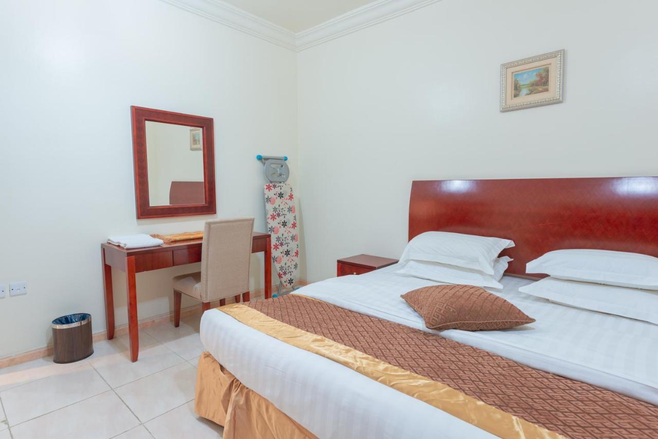 Praha Hotel Jeddah Exterior photo